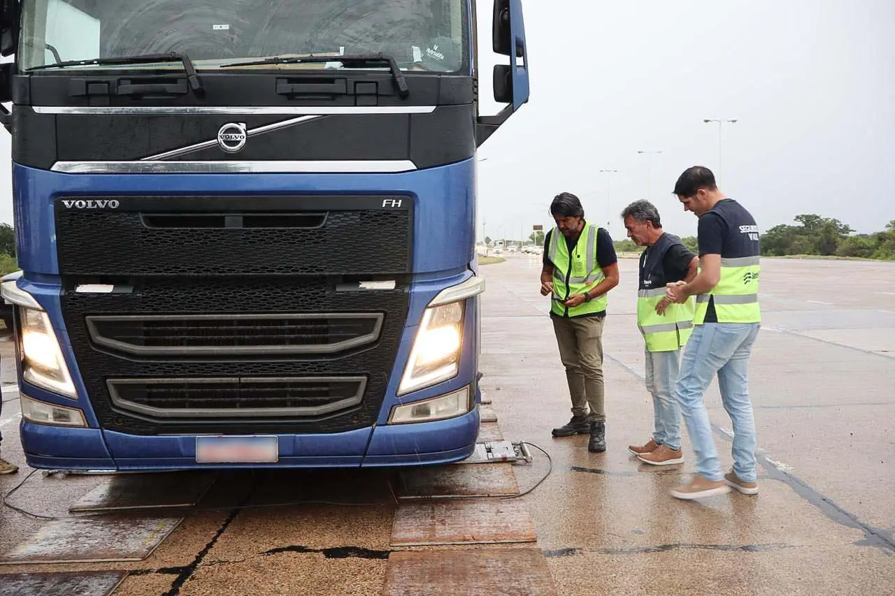 Pesaje de camiones: Hasta 25.000 kilos de exceso y multas que llegan a 18 millones de pesos