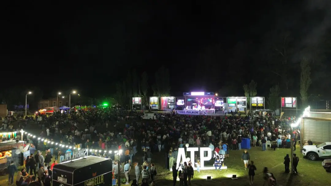 Santa Isabel se enciende este domingo con la tercera noche de A Todo Pulmón