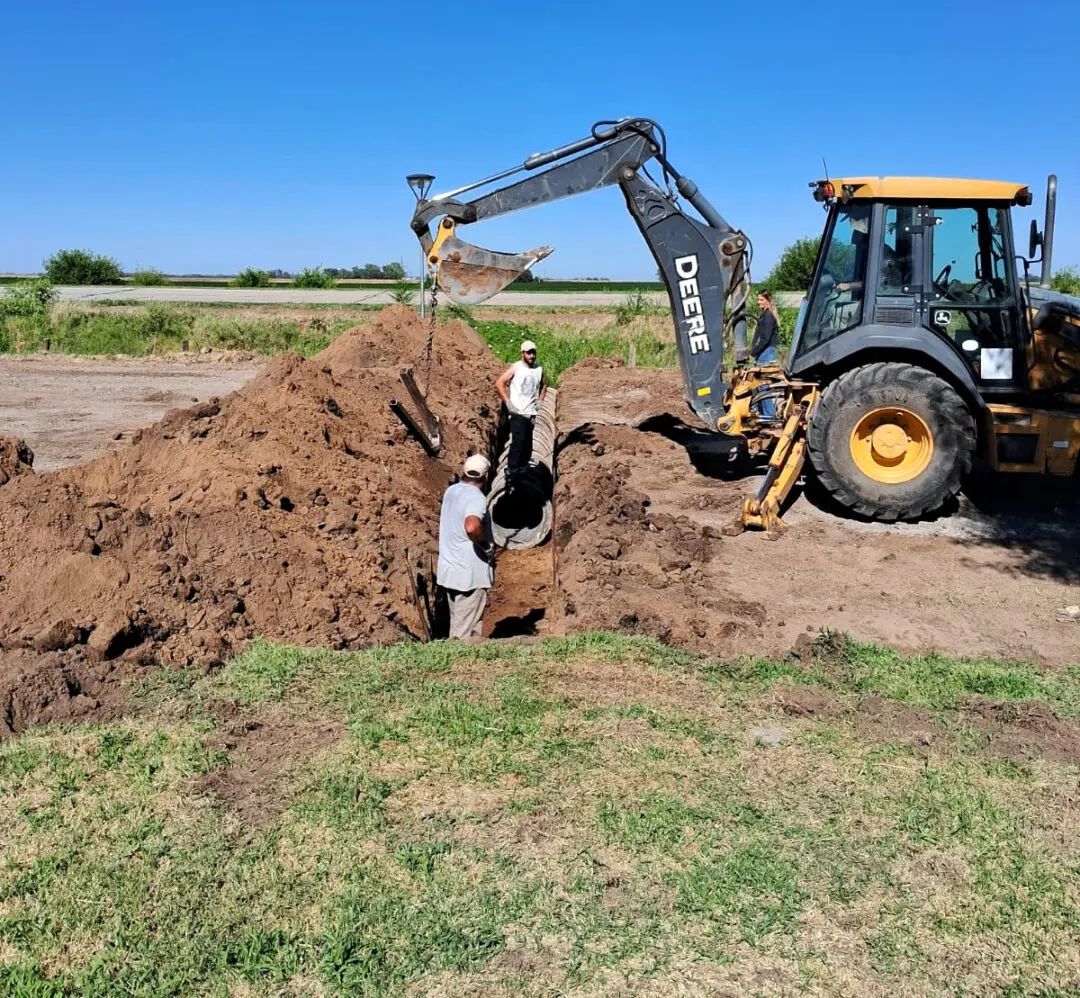 Villa Cañás mejora el drenaje y la circulación con obras en Calle 71