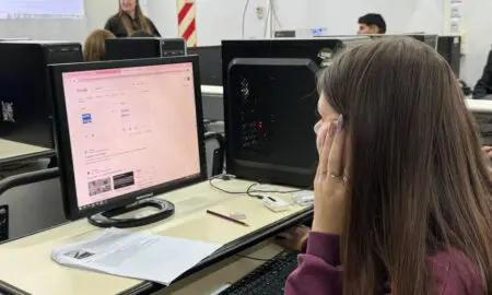 Abrieron las inscripciones para que estudiantes de escuelas santafesinas puedan terminar la secundaria