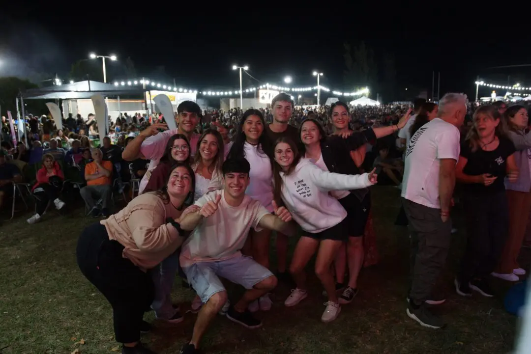 Más de 12 mil personas desbordaron el cierre de A Todo Pulmón en Santa Isabel