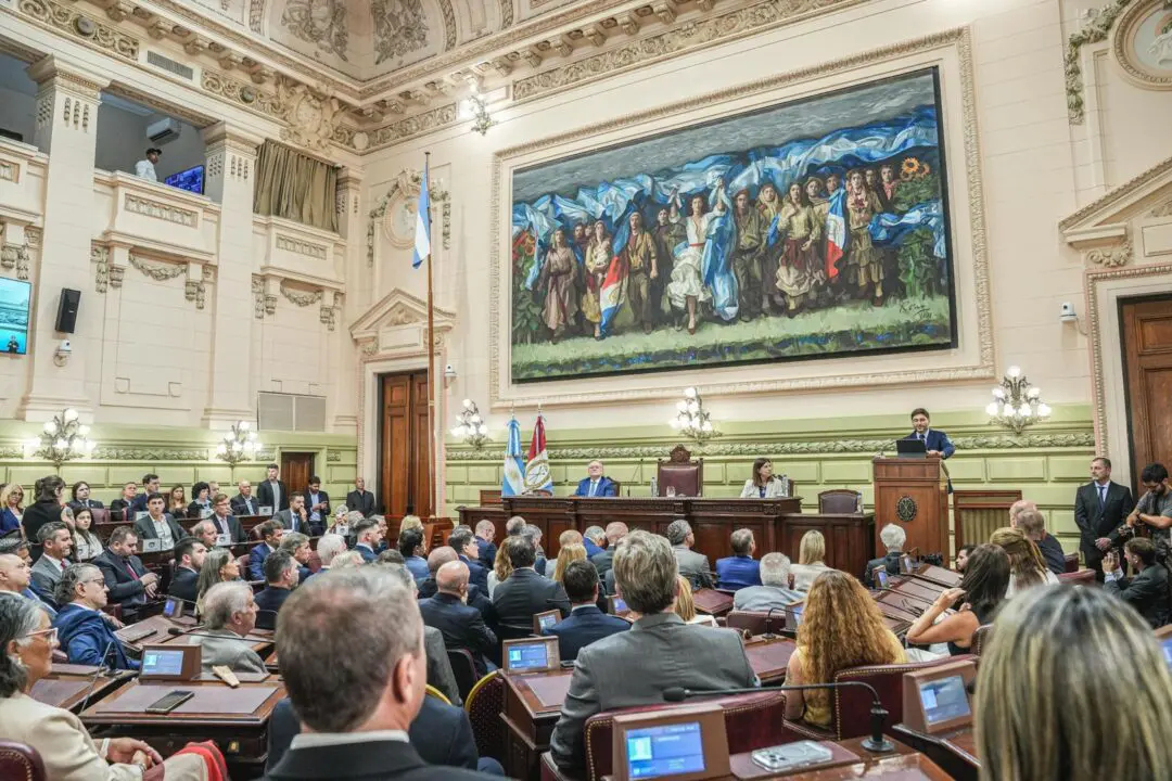 Maximiliano Pullaro abrió las sesiones con eje en seguridad, jubilados y reforma del Estado