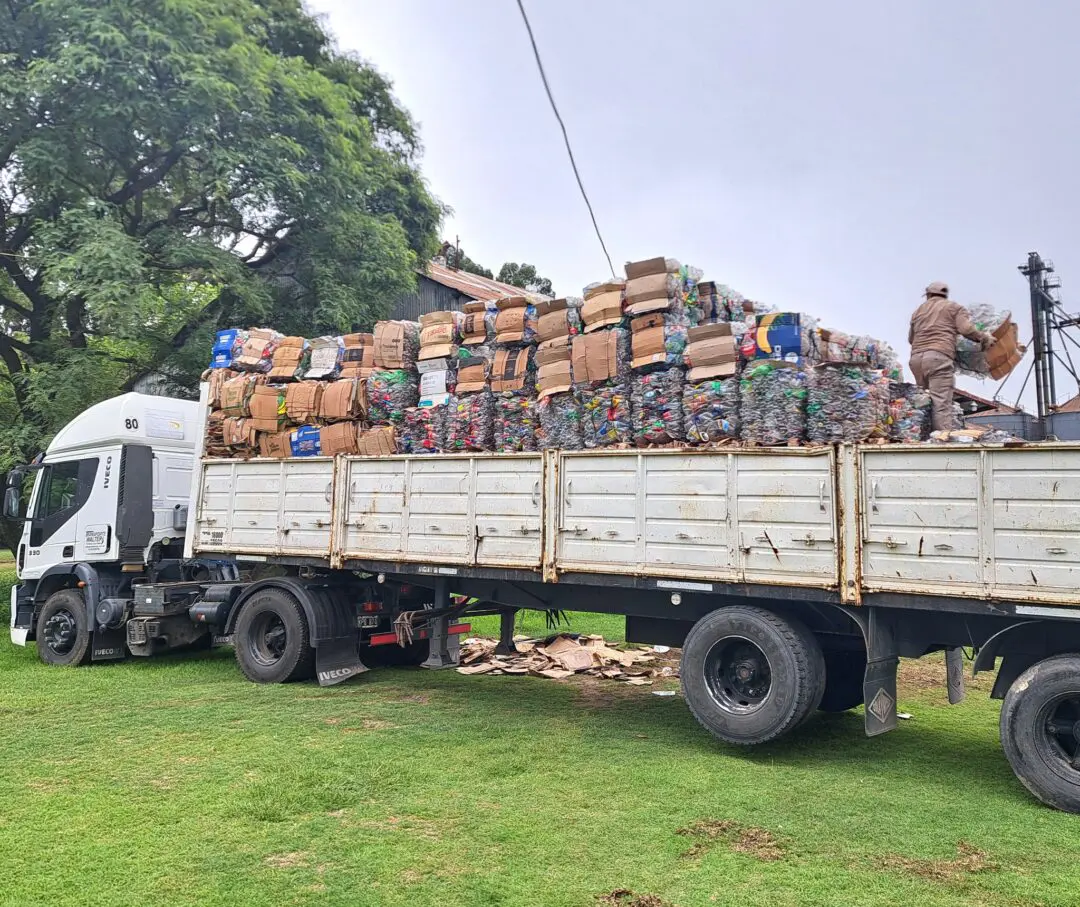 Villa Cañás entregó más de seis mil kilos de materiales reciclables