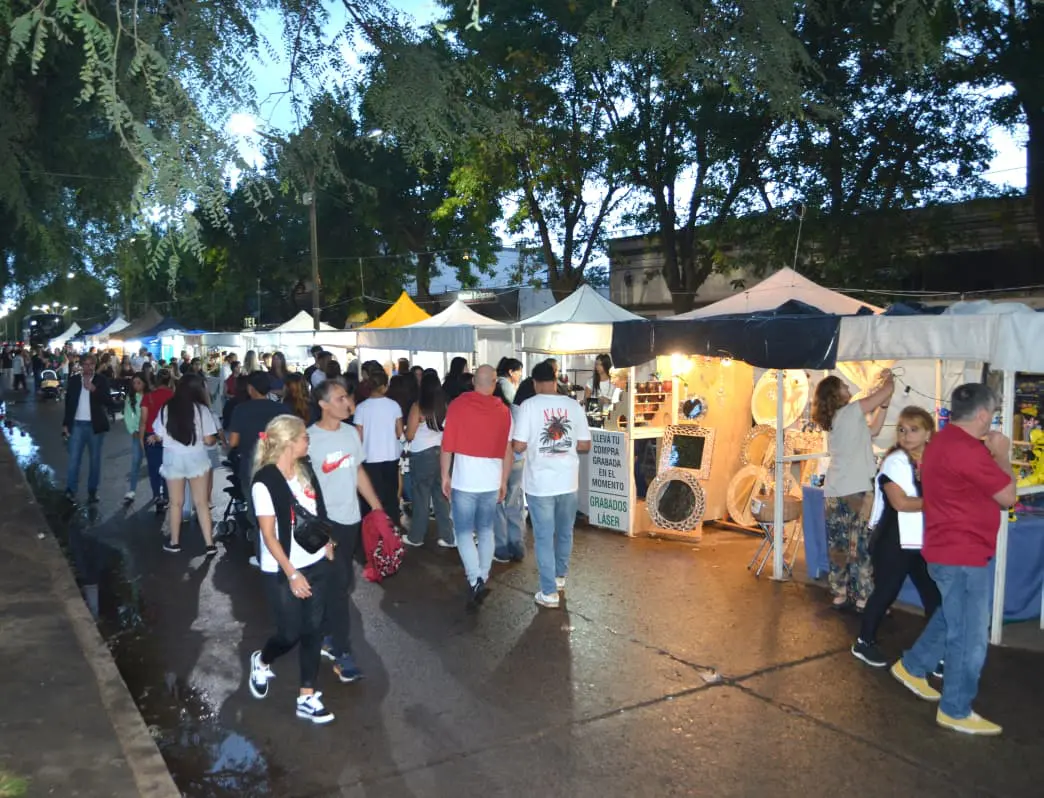 Villa Cañás vibró con la Feria Nacional de Artesanos 2026