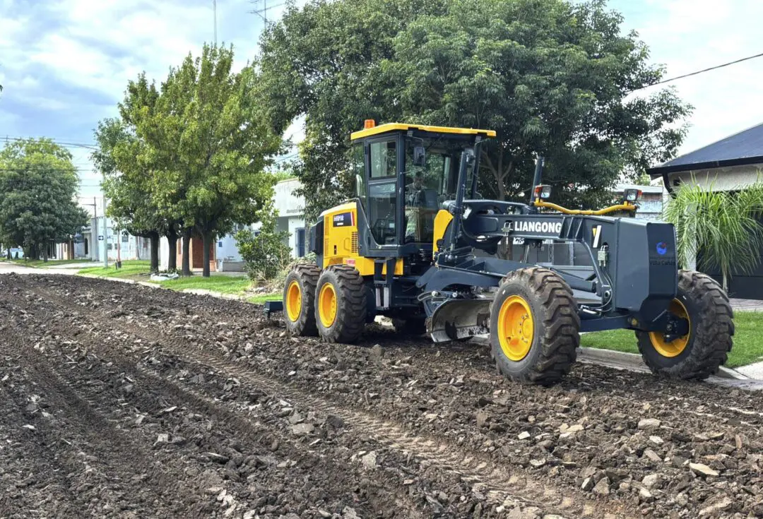 Villa Cañás: Avanza con nuevas obras de pavimento y cordón cuneta en distintos barrios