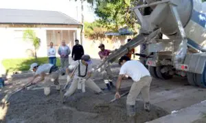 Villa Cañás: Avanzan obras de pavimento y cordón cuneta en distintos sectores de la ciudad