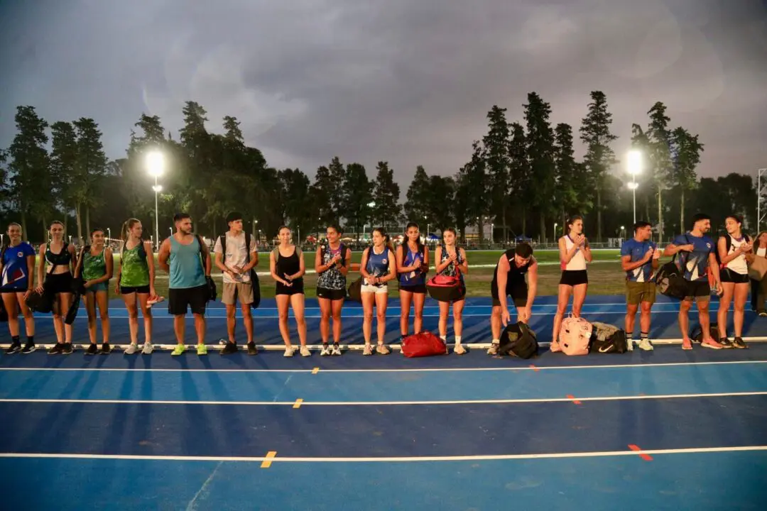 Provincia inauguró en Venado Tuerto la pista de atletismo más moderna del país Provincia inauguró en Venado Tuerto la pista de atletismo más moderna del país