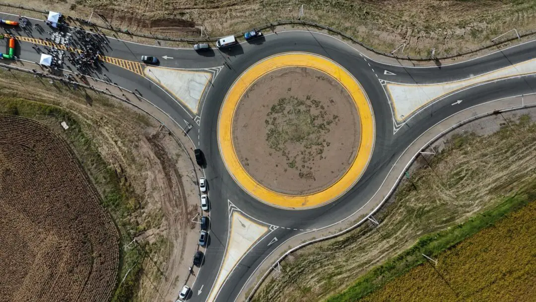 Provincia inauguró en Diego de Alvear obras viales y de saneamiento