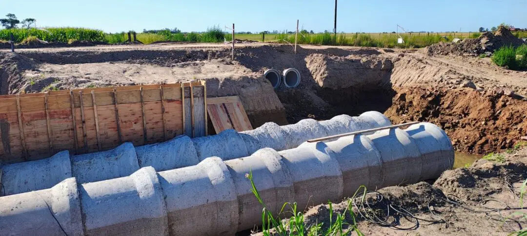 Obras hídricas: La Provincia invierte más de $900 millones para reducir el impacto de lluvias en el sur santafesino