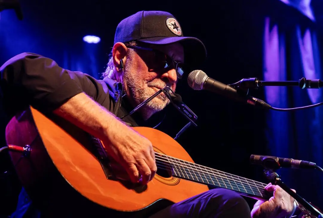 Venado Tuerto: León Gieco se presentará en el Centro Cultural Municipal con un espectáculo íntimo