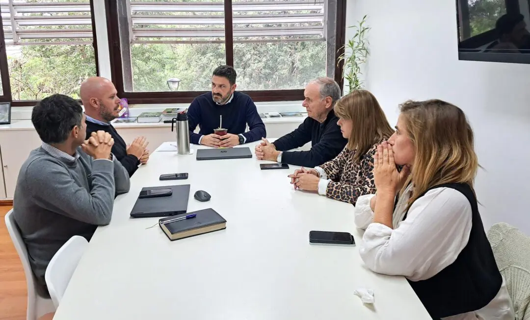 Villa Cañás: Gizzi se reunió con el ministro de Ambiente para avanzar en la erradicación del basural a cielo abierto Villa Cañás: Gizzi se reunió con el ministro de Ambiente para avanzar en la erradicación del basural a cielo abierto