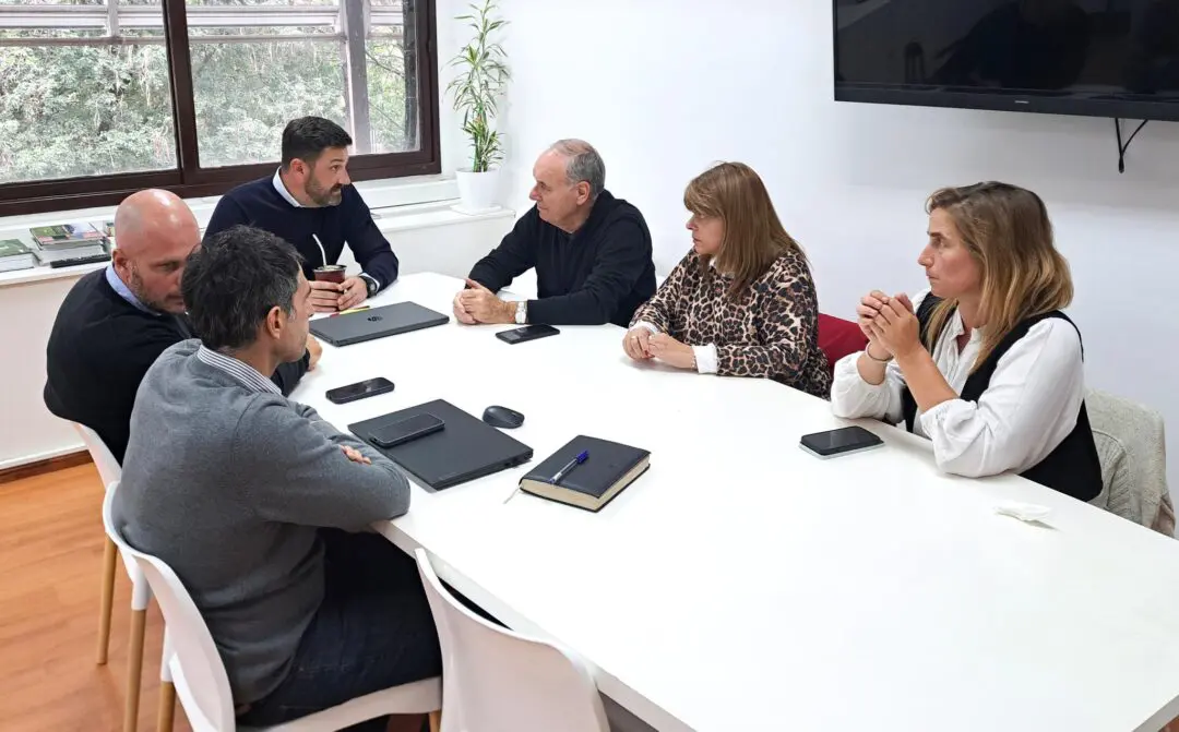 Villa Cañás: Gizzi se reunió con el ministro de Ambiente para avanzar en la erradicación del basural a cielo abierto Villa Cañás: Gizzi se reunió con el ministro de Ambiente para avanzar en la erradicación del basural a cielo abierto