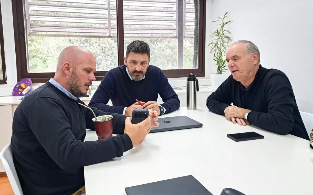 Villa Cañás: Gizzi se reunió con el ministro de Ambiente para avanzar en la erradicación del basural a cielo abierto Villa Cañás: Gizzi se reunió con el ministro de Ambiente para avanzar en la erradicación del basural a cielo abierto