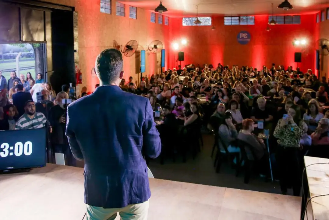 Pérez: Más de 200 vecinos participaron del primer Aula de Autonomía para construir la Carta Orgánica