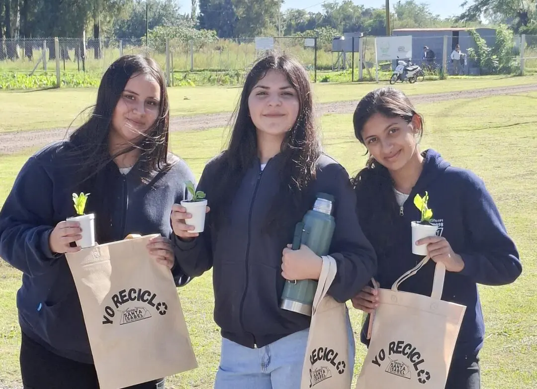 Santa Isabel: Estudiantes de Wheelwright conocieron la propuesta ambiental del Complejo Artigas