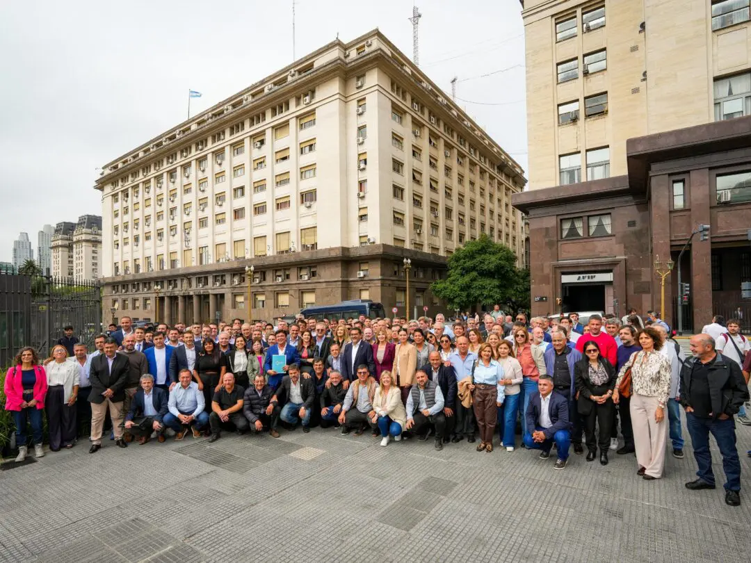 Intendentes santafesinos se reunieron con Axel Kicillof y llevaron reclamos a Nación