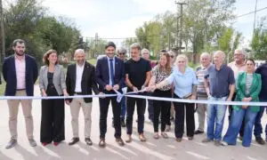 Obras en General López: Acceso industrial, energía solar y una nueva escuela