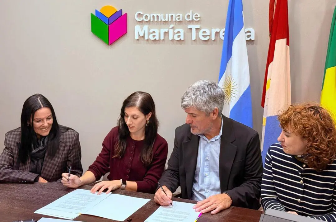 María Teresa firmó convenios clave con China y lanzó formación energética