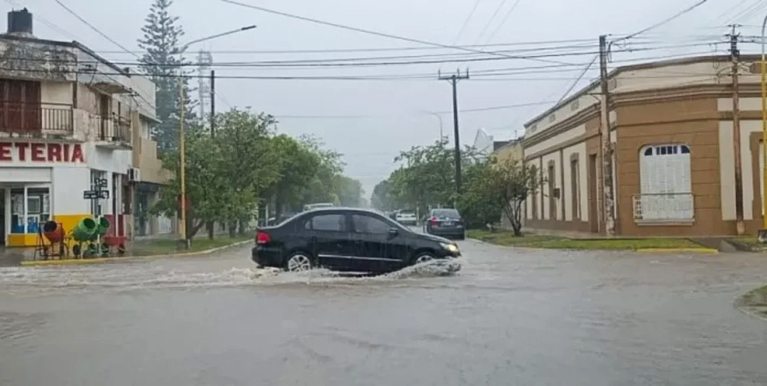 Temporal: Más de 200 milímetros y evacuados en el norte santafesino Temporal: Más de 200 milímetros y evacuados en el norte santafesino