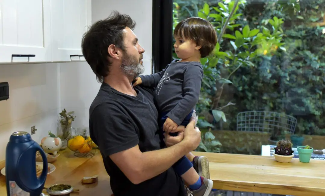 A más de cuatro años, la pandemia sigue golpeando la vida familiar