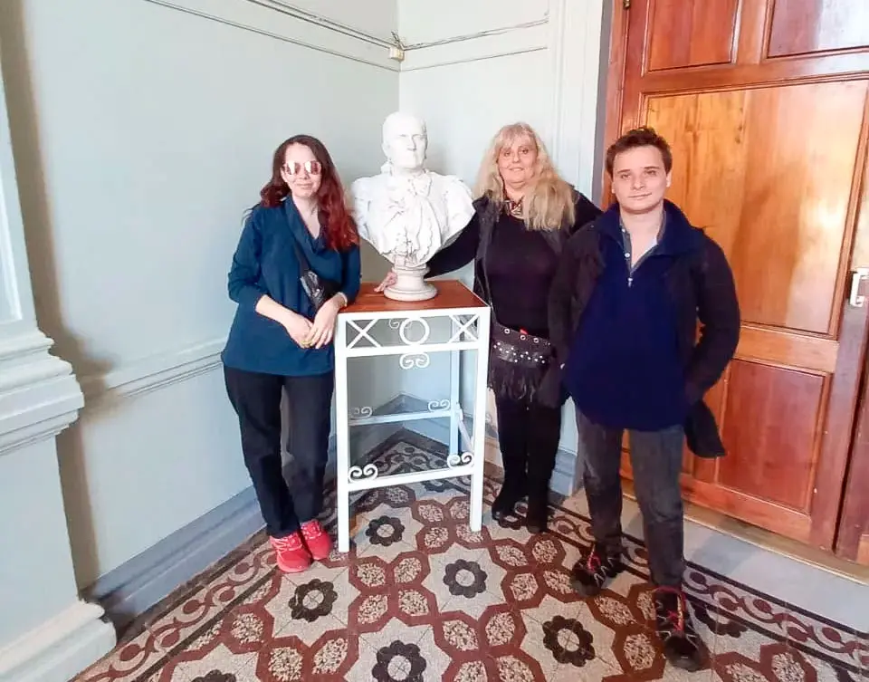 A 124 años de Villa Cañás, una carta desde España revive la memoria de sus fundadores El busto de Doña Higinia, parte del legado donado a Villa Cañás