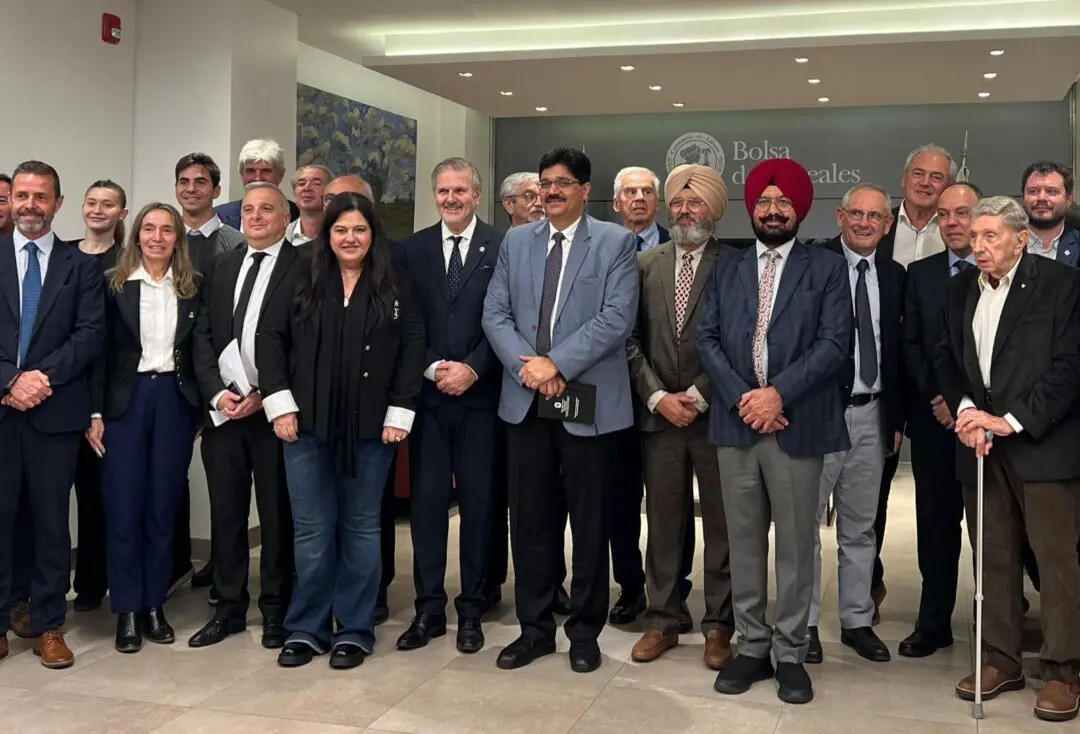 Castellani acompañó un encuentro entre la Bolsa de Cereales, una universidad de India y el CAR de Venado Tuerto