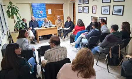 Villa Cañás: El Municipio entregó más de $34 millones del FAE a escuelas de la ciudad