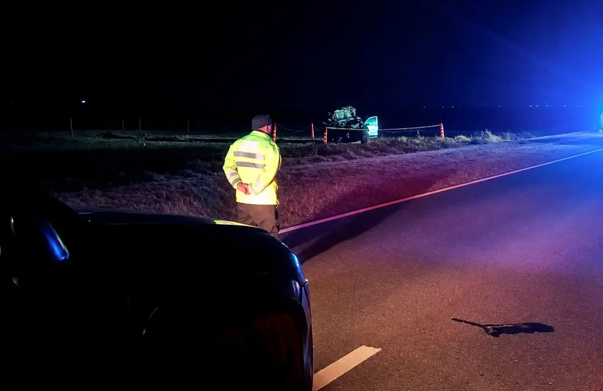 Carreras: Accidente fatal en Ruta 90 entre una camioneta y un camión Carreras: Accidente fatal en Ruta 90 entre una camioneta y un camión