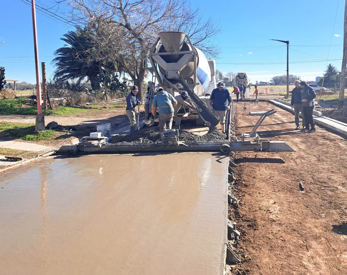 Villa Cañás avanza con nuevas obras de pavimento en distintos sectores de la ciudad