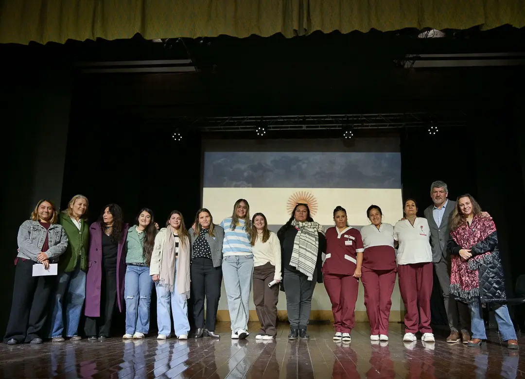 María Teresa: Premiaron una foto sobre los cuidados de enfermería neonatal María Teresa: Premiaron una foto sobre los cuidados de enfermería neonatal
