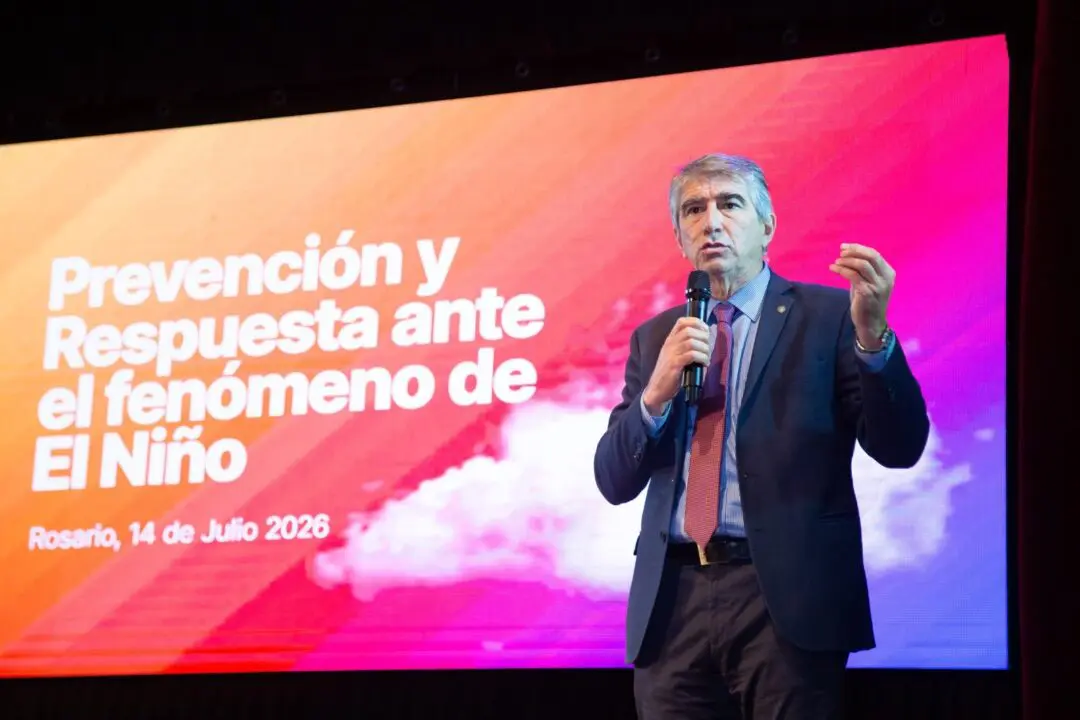 Pullaro anunció un fondo de 10.000 millones de pesos para reducir el impacto de El Niño Pullaro anunció un fondo de 10.000 millones de pesos para reducir el impacto de El Niño