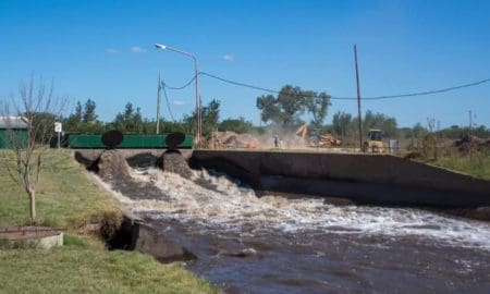 Lifschitz y Sacchetto recorrieron la obra de las nuevas estaciones de bombeo de Melincué
