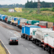 El 80% de los camiones con soja todavía no pasó por los puertos de Rosario