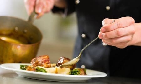 Villa Cañás: Programa de Capacitación para Manipuladores de Alimentos