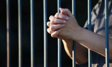 Firmat: Detienen a mujer y a un menor por tentativa de homicidio