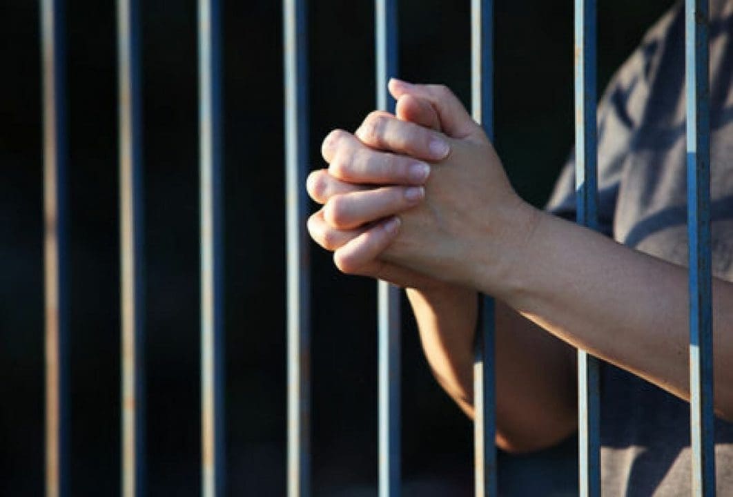 Firmat: Detienen a mujer y a un menor por tentativa de homicidio