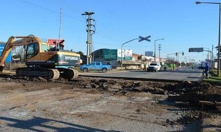 Venado Tuerto: Corte en la Ruta 8 por reparación de vías