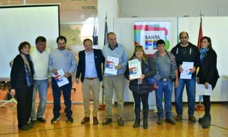 Hábitat y Vivienda: Beneficiarios cañaseños recibieron aportes