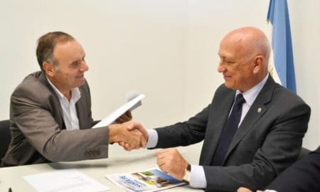 Mañana Bonfatti y Gizzi firman el Compromiso por Villa Cañás