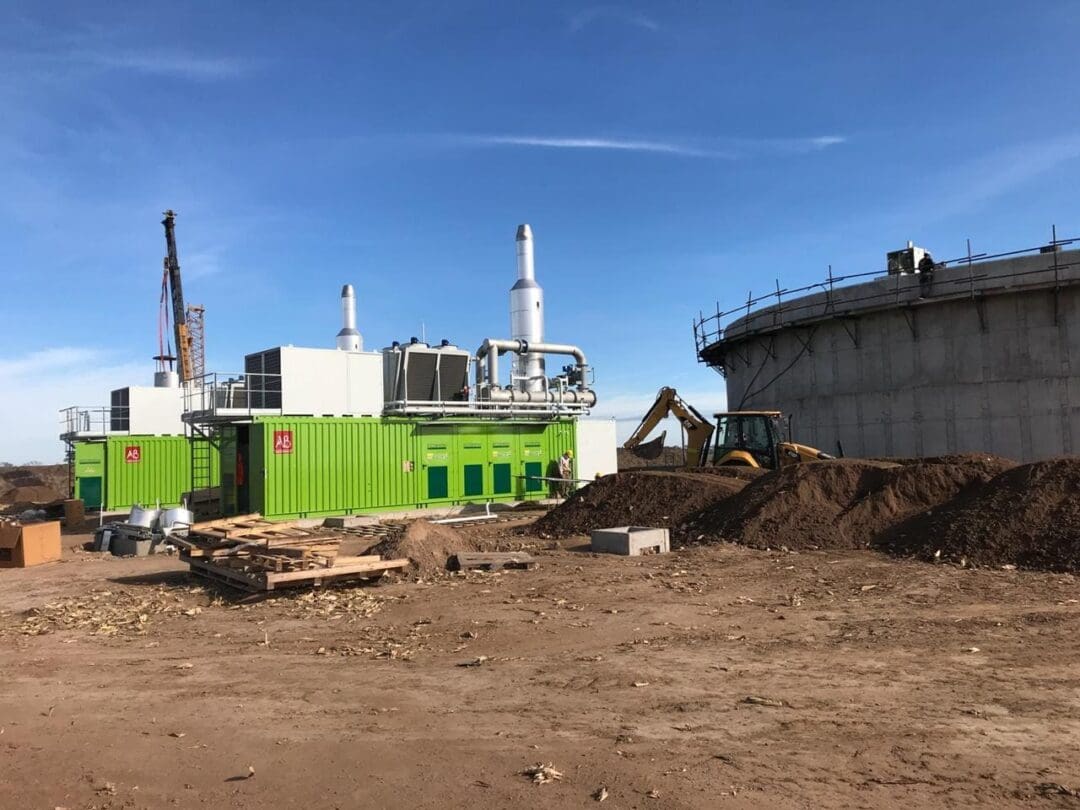 Venado Tuerto: Instalan los generadores de energía en la planta de Seeds Energy