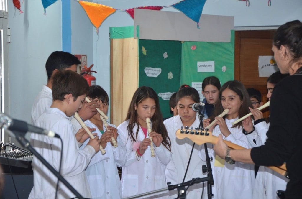 Villa Cañás: Feria de Ciencias y Tecnología en la Escuela Nro. 6422 Villa Cañás: Feria de Ciencias y Tecnología en la Escuela Nro. 6422