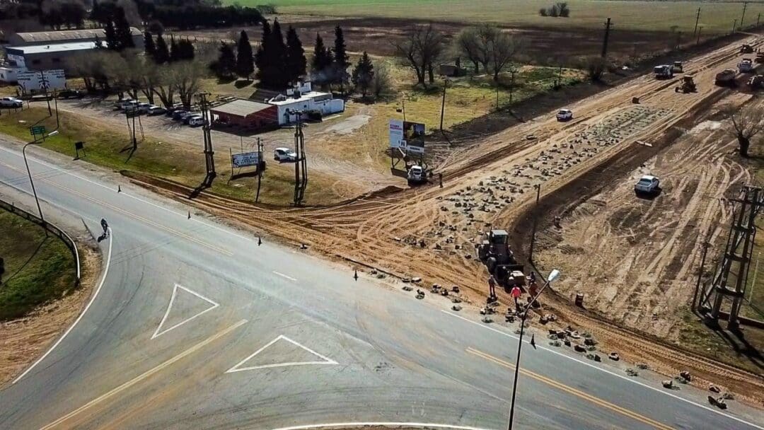 Venado Tuerto: Enrico anunció que se inicia el asfaltado de Fortín El Zapallar