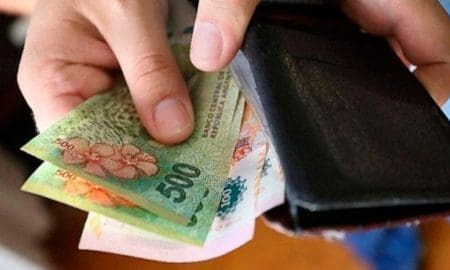 Oficializaron el aumento del salario mínimo a $ 16.875