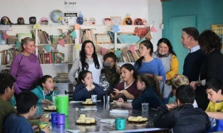 Enrico refuerza el trabajo de vecinos en comedores y merenderos de la región
