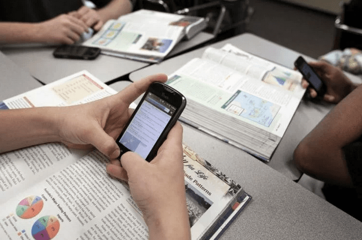 Becas Progresar: Ya se pueden tramitar los $ 300 de abono gratis para el celular