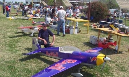 Venado Tuerto: Encuentro "La Amistad" de Aeromodelismo