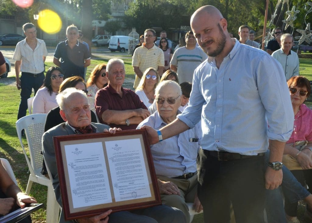 Villa Cañás: Se designó a la Estación de Ferrocarril con el nombre de Bonifacio Asenjo Velazco Villa Cañás: Se designó a la Estación de Ferrocarril con el nombre de Bonifacio Asenjo Velazco