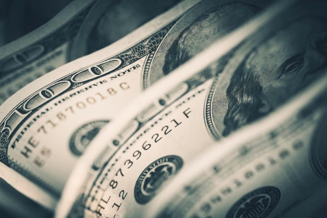 Chau cepo: Cómo comprar dólares a partir del lunes y qué pasará con los gastos con tarjeta en el exterior
