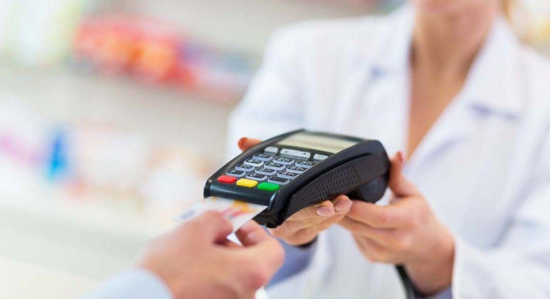 Rigen los reintegros a jubilados y beneficiarios de AUH por compras con tarjetas de débito