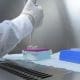 Comenzó la distribución de reactivos para descentralizar testeos de coronavirus